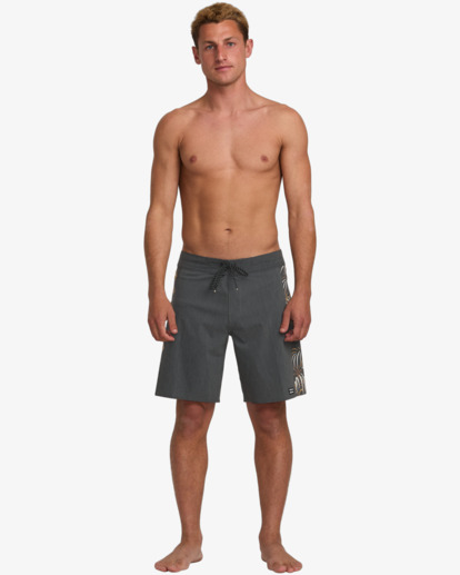 D Bah Pro 18.5" - Performance Board Shorts for Men  24A081508