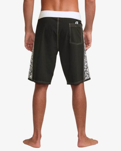 Scoop Pro 20" - Performance Board Shorts for Men  24A081510