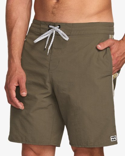 billabong, Wategos 17.5" - Boardshort Lo Tides pour Homme, BROWN (brn) Wategos 17.5" -  Lo Tides Boardshorts for Men  24A081516