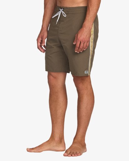 billabong, Wategos 17.5" - Boardshort Lo Tides pour Homme, BROWN (brn) Wategos 17.5" -  Lo Tides Boardshorts for Men  24A081516