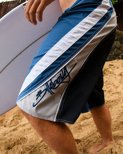Fluid 2K Pro 21" - Performance Boardshorts for Men  24A081522