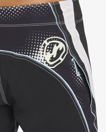 Fluid 2K Pro - Boardshorts for Men  24A081614