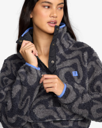 Switchback  24B411506