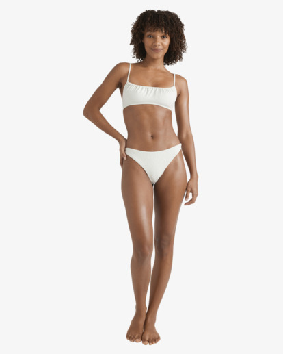 Wander Over Tanga  24O232533