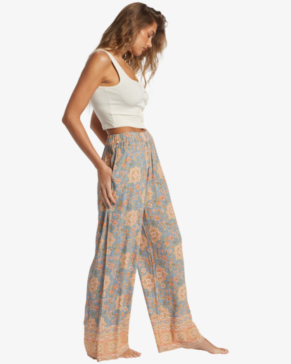 Follow Me 2  ABJNP00437