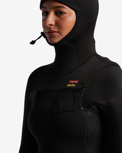 5/4mm Synergy - Hooded Chest Zip Wetsuit for Women  ABJW200100