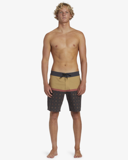 Fifty50 Pro 19" - Board Shorts for Men  ABYBS00458