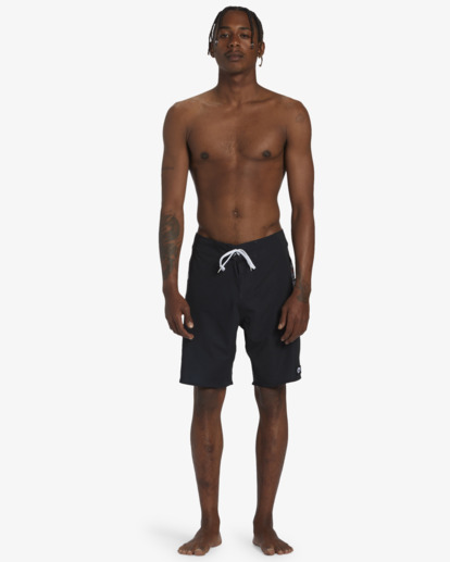 DJ Javier Skulls D Bah Pro 18" - Board Shorts for Men  ABYBS00473