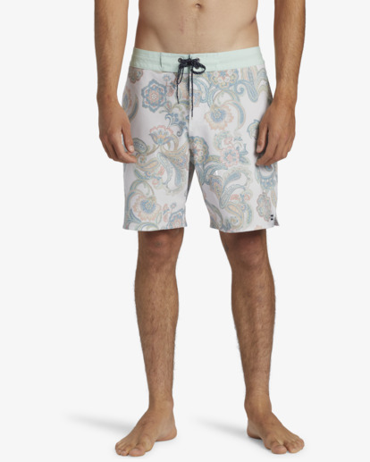 Good Times - Lo Tides Board Shorts 17.5" for Men  ABYBS00489