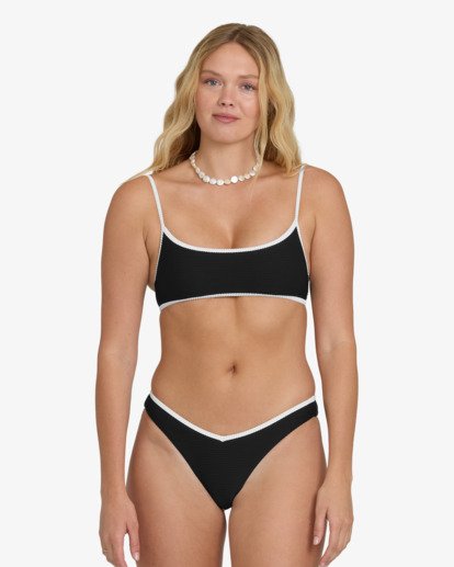 Tanlines V Hike  BL000264