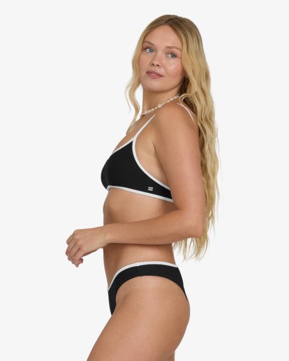 Tanlines V Hike  BL000264