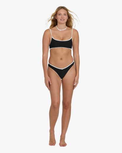 Tanlines Jaclyn Crop  BL000268