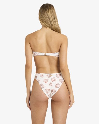 Sandy Shells Bondi  BL000312