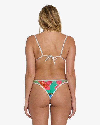 Midnight Tropics Hike  BL000386