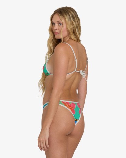 Midnight Tropics Hike  BL000386