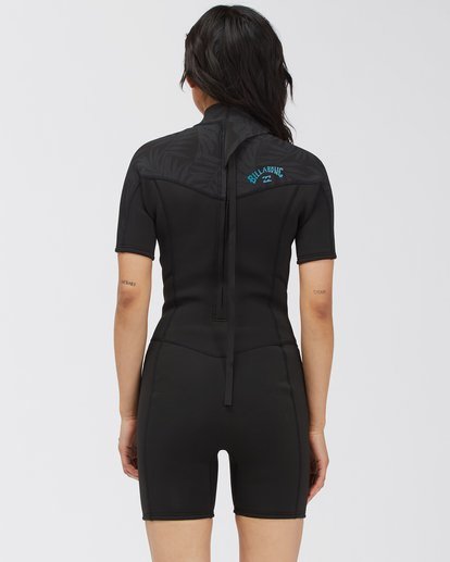 2/2mm Synergy 2021 - Back Zip Short Sleeve Springsuit for Women  C42G58BIP2