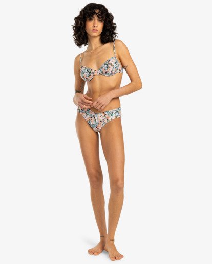 Sweet Fields Fiji  EBJX400136