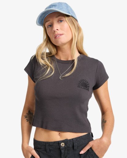 Low Sun - Short Sleeve T-Shirt for Women  EBJZT00488