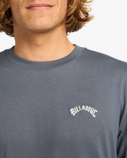 billabong, Arch Crew - Short Sleeve T-Shirt for Men, OMBRE BLUE (krq0) Arch Crew - Short Sleeve T-Shirt for Men  EBYKT00100