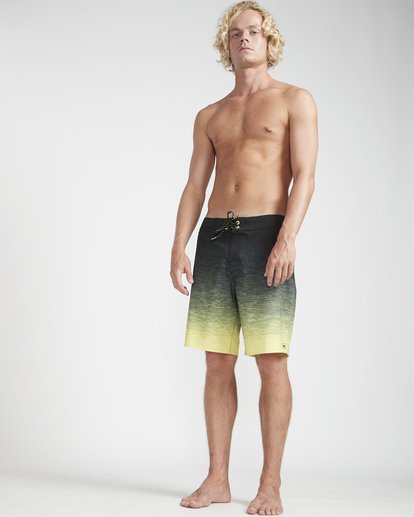 Tripper Pro 18" Boardshorts  N1BS15BIP9