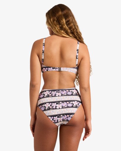 Forevermore Mia  UBJX300724