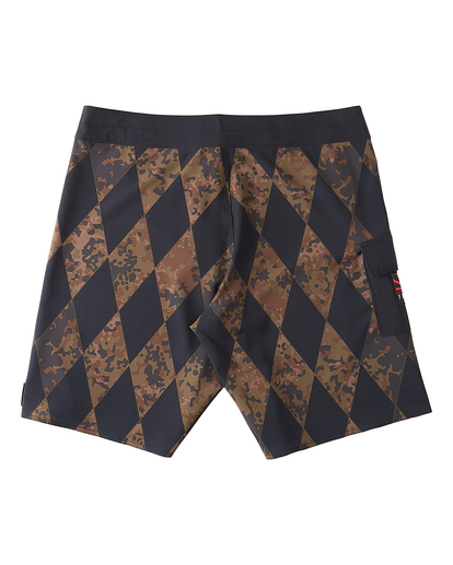 Diamonds AI Pro 18.5" - Board Shorts for Men  V1BS07BIW0
