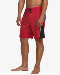 12 Straddie Pro 20" - Performance-Boardshorts für Männer Rot 24A081521 Billabong