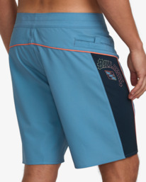 7 Straddie Pro 20" - Performance-Boardshorts für Männer Blau 24A081521 Billabong