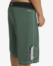 9 Spec 73 Pro 22" - Board Shorts for Men Green 24A083577 Billabong