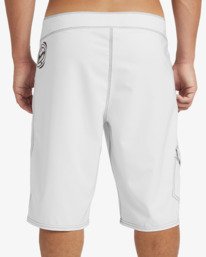 6 Bio Og Pro 21" - Boardshorts für Männer Weiss 24A084501 Billabong
