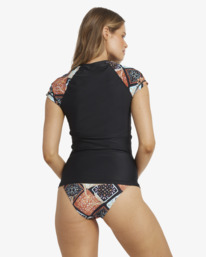 2 Forever Folk Wahine - Short Sleeve UPF 50 Rash Vest for Women Black 24O014571 Billabong