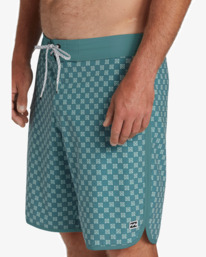 7 73 Pro 19" - Boardshorts für Männer Blau ABYBS00463 Billabong