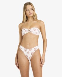3 Sandy Shells Bondi White BL000312 Billabong
