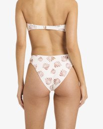 4 Sandy Shells Bondi White BL000312 Billabong