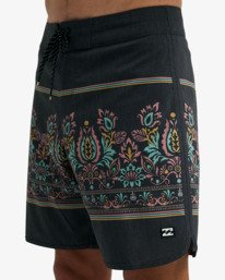 6 73 Pro 17.5" Black BL000421 Billabong