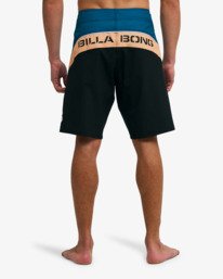 2 Straddie Pro 20" Multi BL000424 Billabong