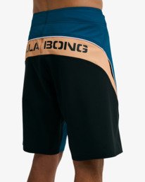 5 Straddie Pro 20" Multi BL000424 Billabong