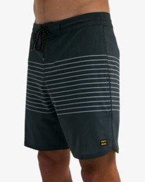 6 73 17.5" Black BL000456 Billabong