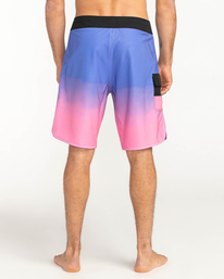 5 73 Fade Pro - Boardshorts für Männer Rosa C1BS23BIP2 Billabong