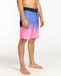 3 73 Fade Pro - Boardshorts für Männer Rosa C1BS23BIP2 Billabong