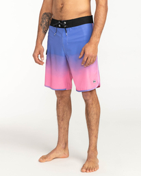4 73 Fade Pro - Boardshorts für Männer Rosa C1BS23BIP2 Billabong