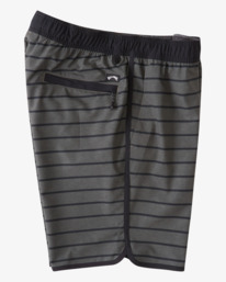 5 Crossfire Elastic 73 - Hybrid Shorts for Men Green C1WK48BIP2 Billabong