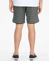 2 Crossfire Elastic 73 - Hybrid Shorts for Men Green C1WK48BIP2 Billabong