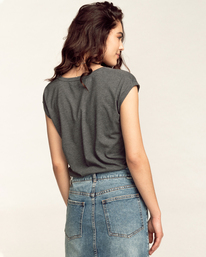 3 Secret Island - Short Sleeve T-Shirt for Women  C3SS18BIP2 Billabong