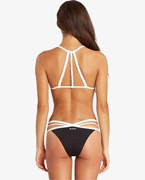 0 DESIGNER CLOSET TRIANGLE  C3SW40BIP7 Billabong