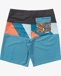 4 TRIBONG X 18  D1BS10BIS7 Billabong