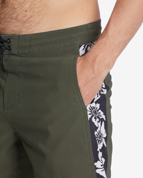 8 D Bah Lo Tide 18" - Boardshorts para Hombre  D1BS31BIS2 Billabong