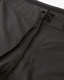 4 Kamea Jungle D Bah Airlite 19" - Board Shorts for Men  D1BS38BIS2 Billabong