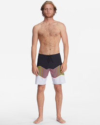 6 T Street Airlite 19" - Boardshorts para Hombre  D1BS41BIS2 Billabong