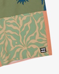 2 Reflection Pro - Boardshorts for Boys 8-16 Green EBBBS00117 Billabong